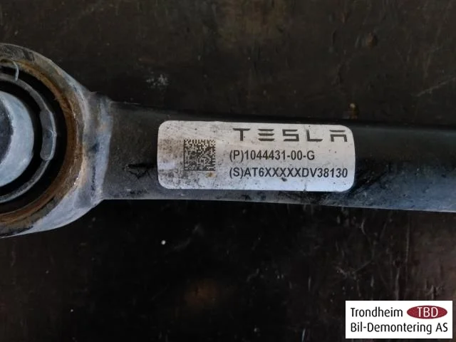 Tesla MODEL 3 2017--> Braț suspensie, stânga spate vedere 2
