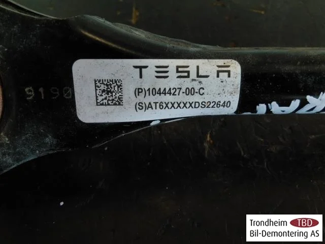 Tesla MODEL 3 2017--> Braț suspensie, dreapta spate vedere 2