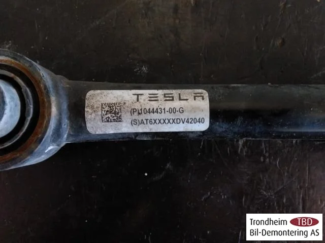 Tesla MODEL 3 2017--> Braț suspensie, dreapta spate vedere 2