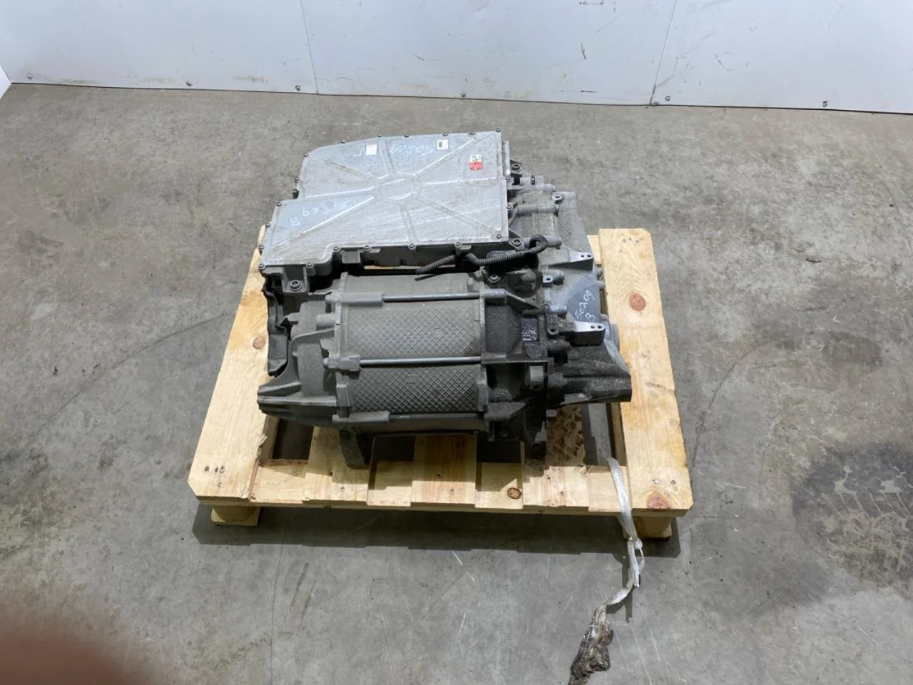 Volkswagen ID.4 2021- Elektromos motor, hátsó