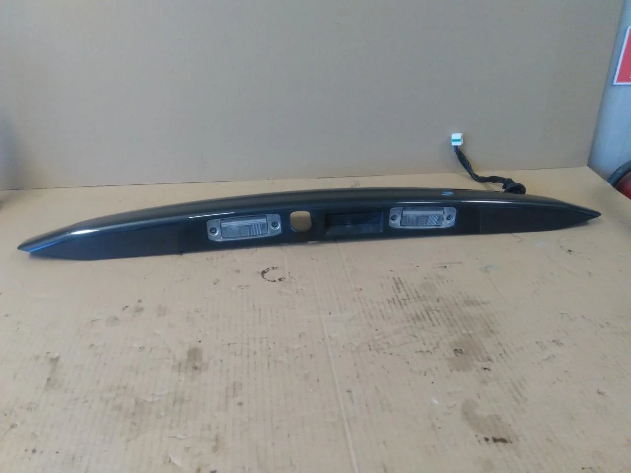 Hyundai KONA / ELECTRIC 2018-23 Tailgate exterior handle view 2