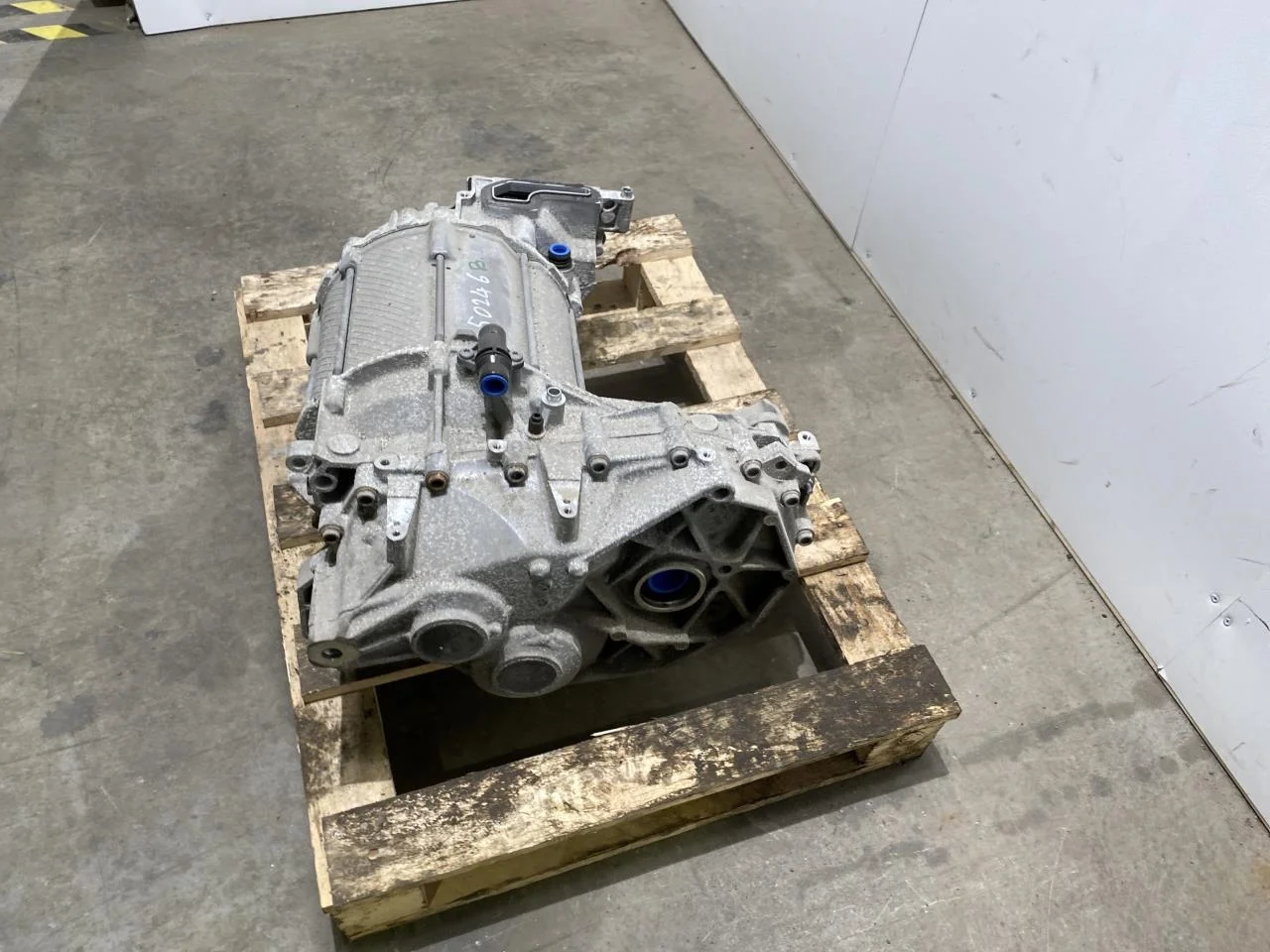 Volkswagen ID.5 2022- Rear electric motor view 4