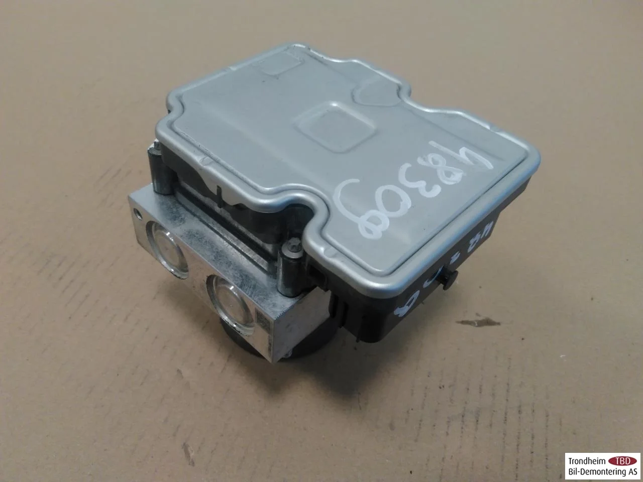 Peugeot 2008/E-2008 2020-> Unitate hidraulică ABS vedere 4