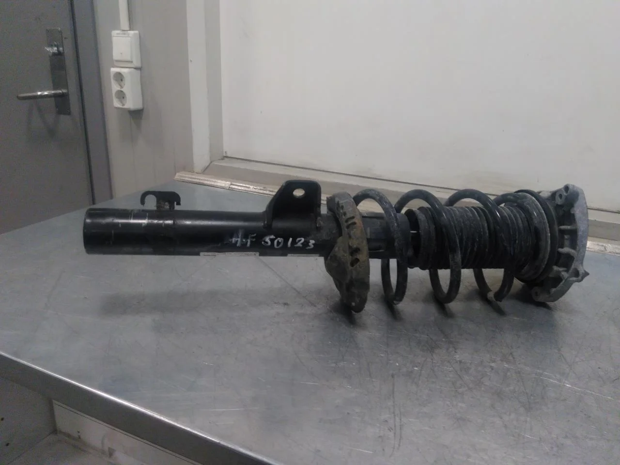 Volkswagen ID.3 2021- Strut assembly, front right