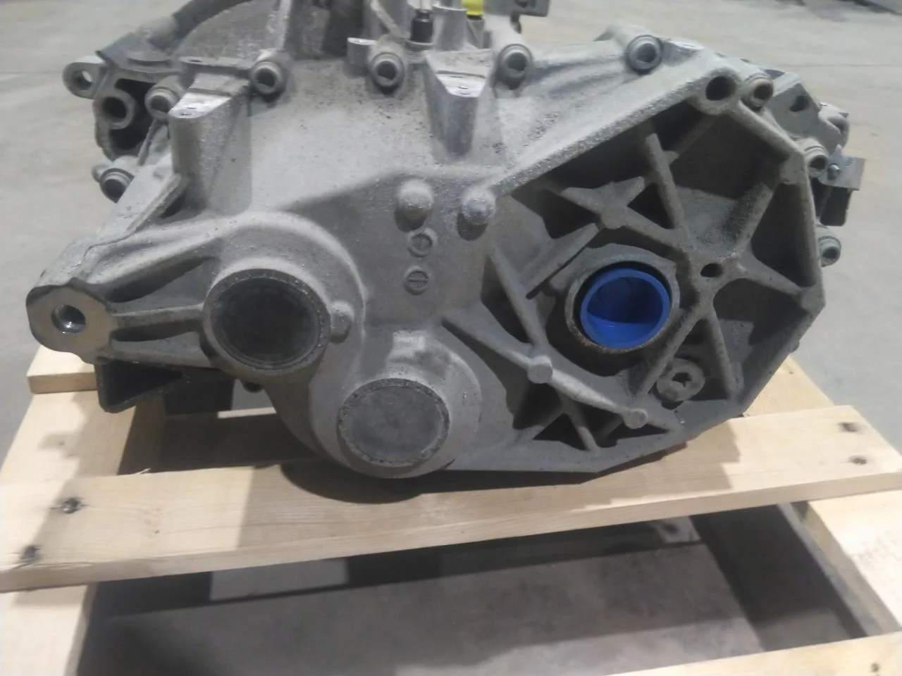 Volkswagen ID.3 2021- Rear electric motor view 4