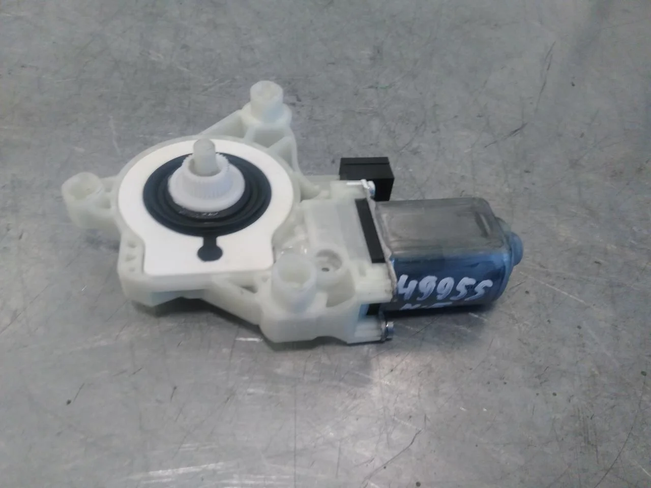 Volkswagen ID.4 2021- Ablakemelő motor
