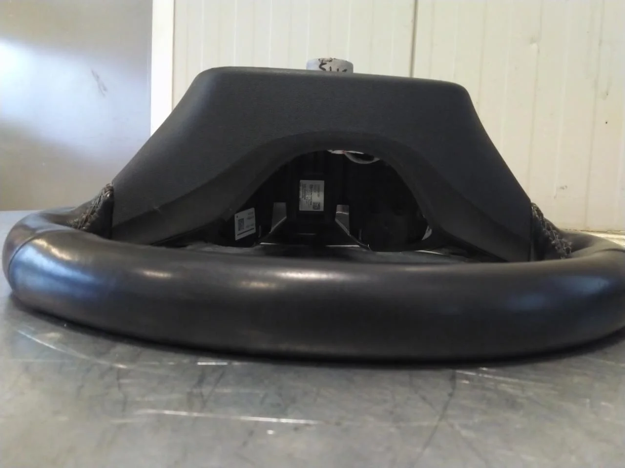 Opel / Vauxhall CORSA F 2020- Steering wheel view 3