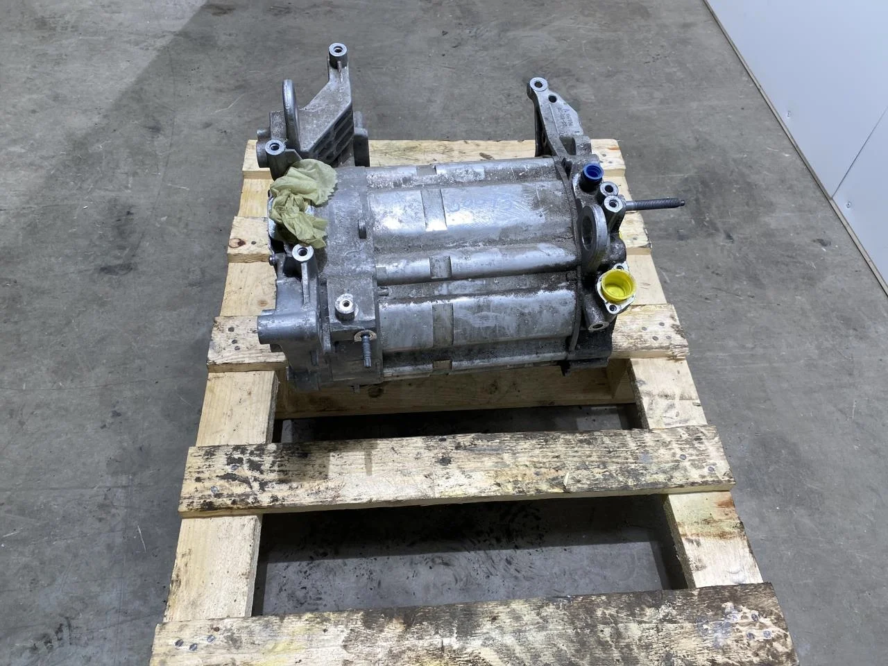 Opel / Vauxhall CORSA F 2020- Elektromos motor, első nézet 2