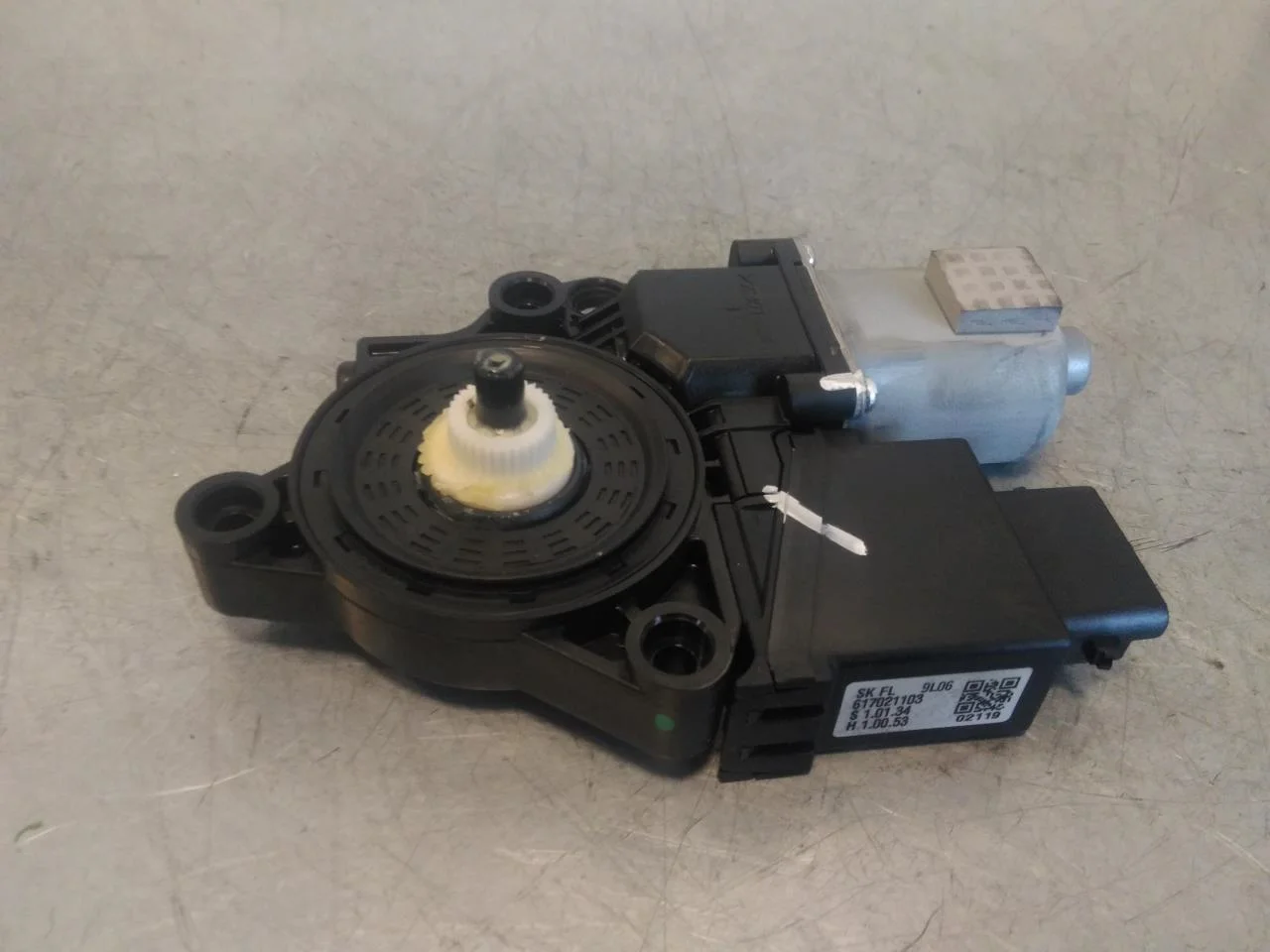 Kia SOUL 2009- Ablakemelő motor