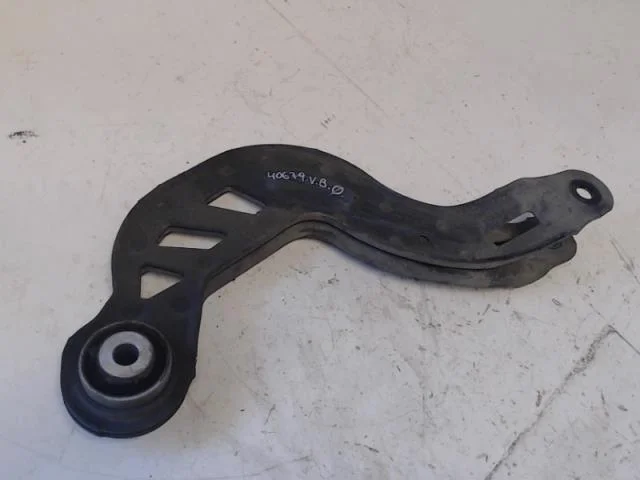 Mercedes B 180-200 W246/W242 2012-19 Lengőkar, bal hátsó