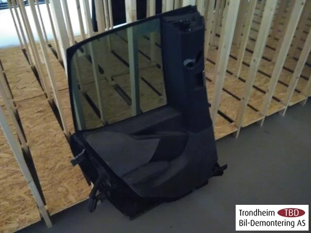 BMW I3 I01 2013-22 Ajtó, 4 ajtós, hátsó, bal nézet 3