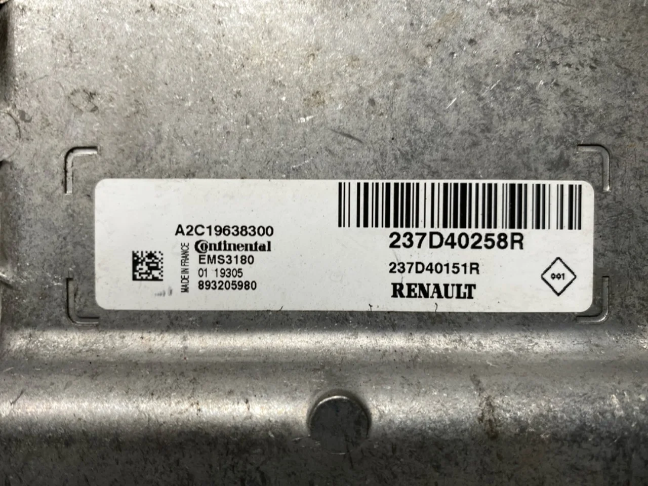Renault KANGOO II 2015-21 Vezérlőegység, befecskendezés (benzin) nézet 4