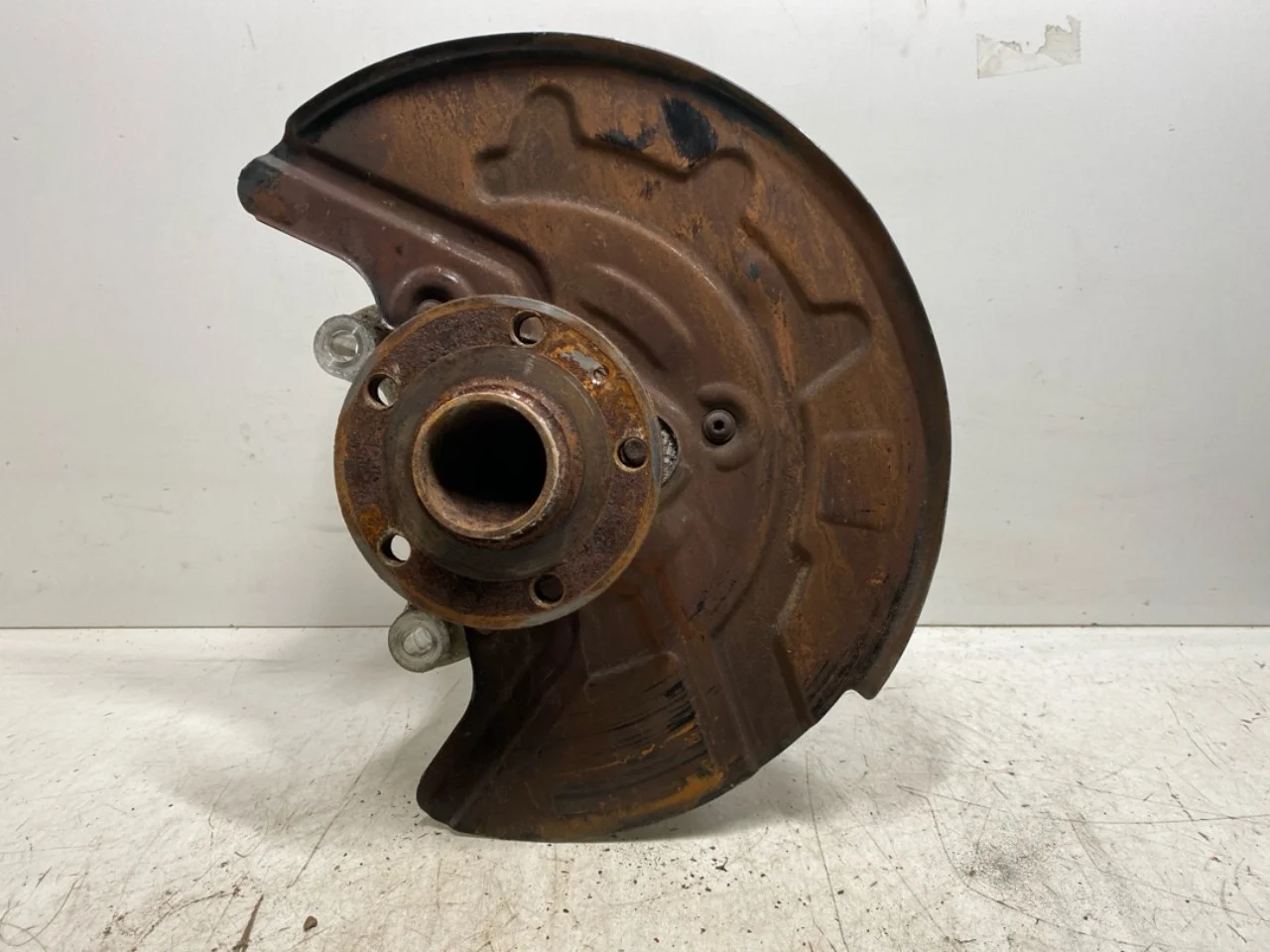Volkswagen ID.4 2021- Csonkállvány, jobb első