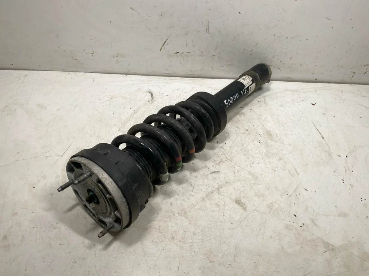 Jaguar I-PACE 2018- Strut assembly, front left view 2