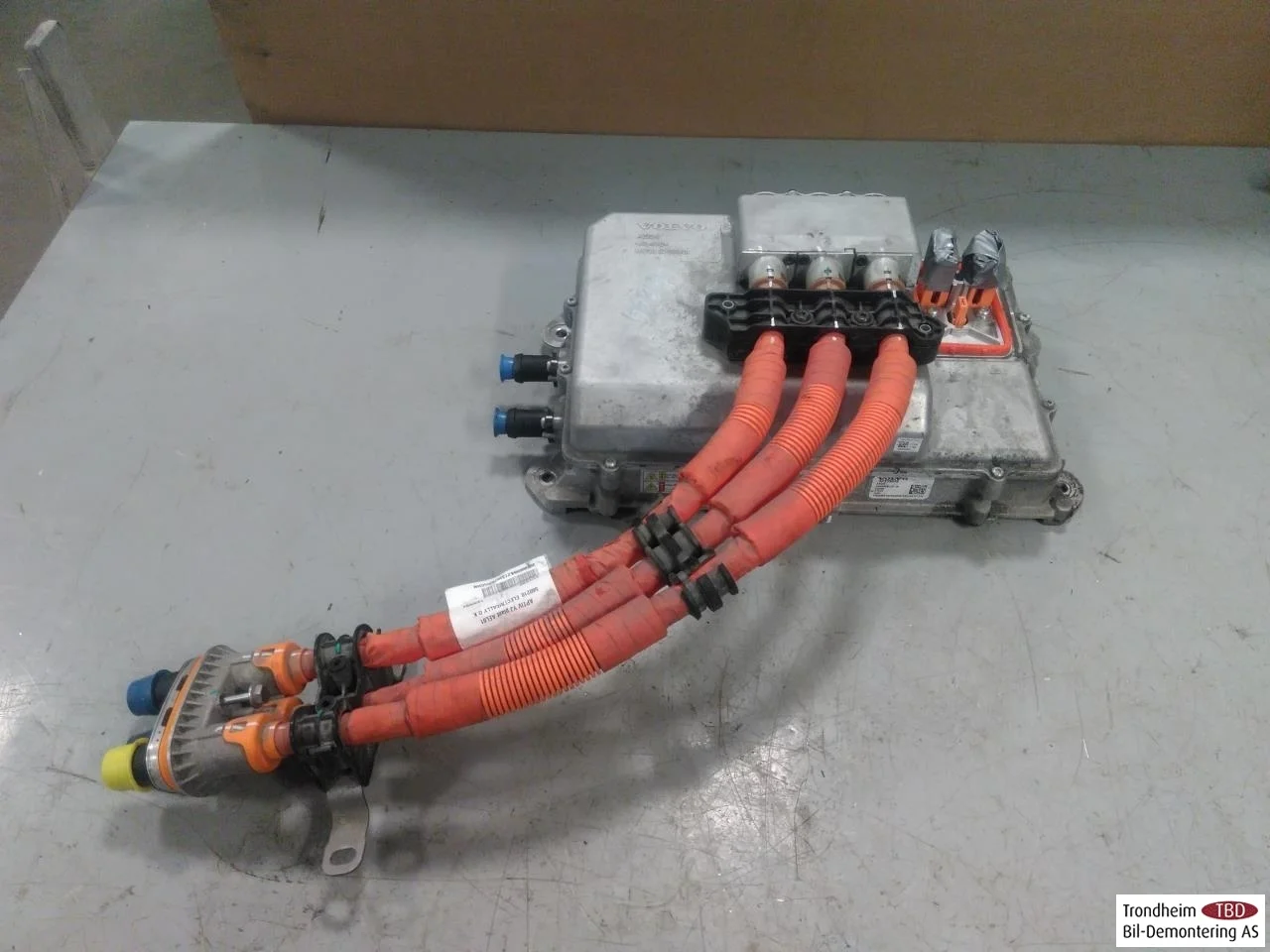 Polestar 2 2020- Inverter, 12-220V