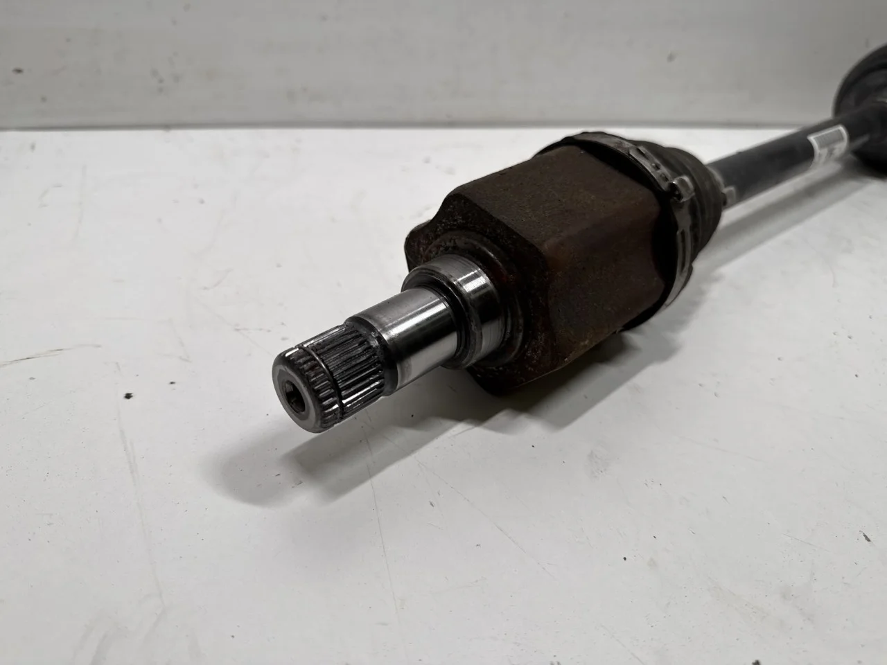 Audi Q4 E-TRON FZ 2021- Front left driveshaft view 3
