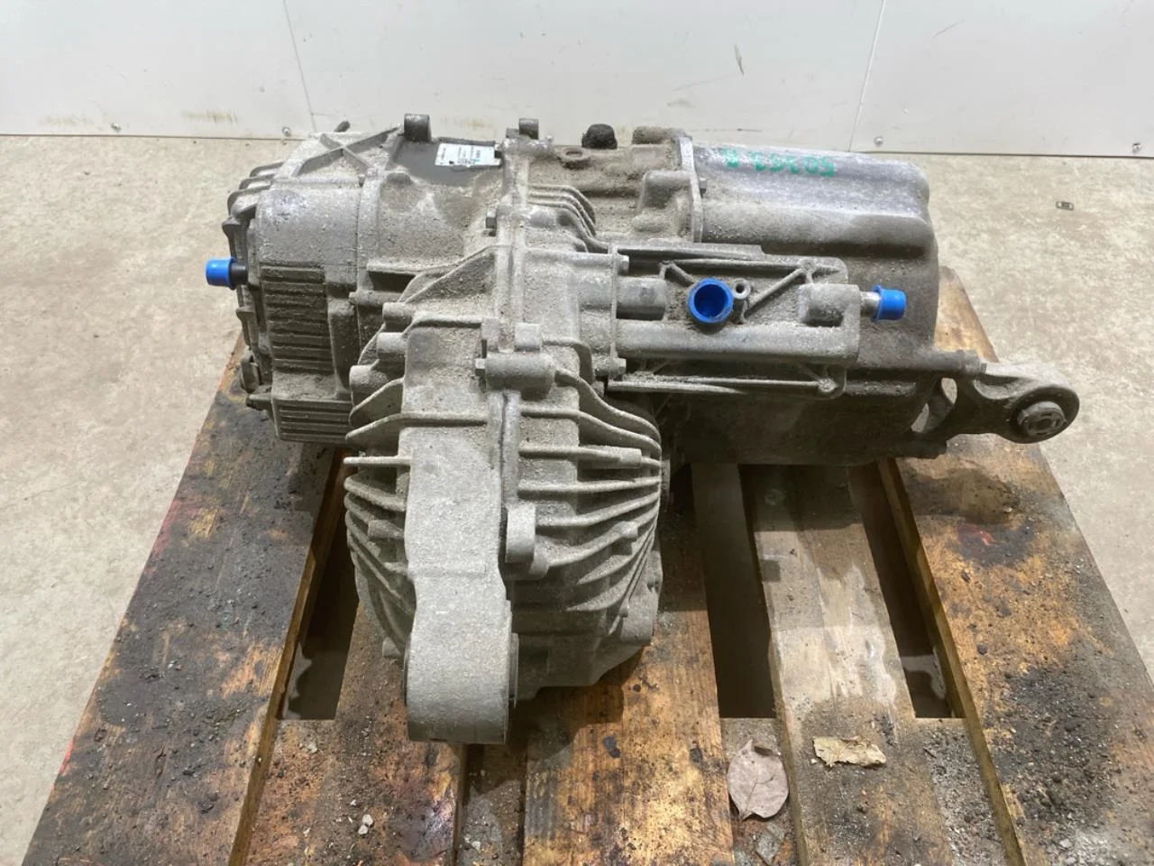 Tesla MODEL S 2013- Elektromos motor, hátsó