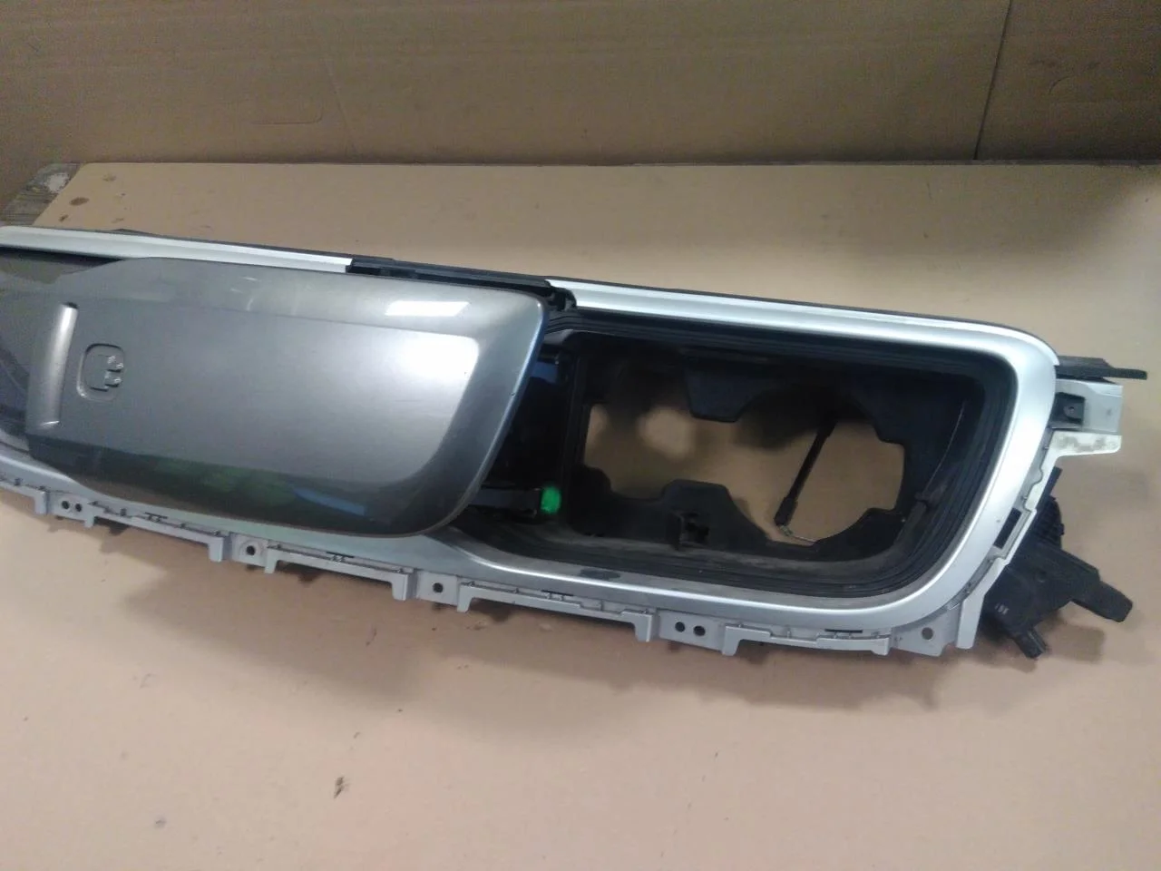 Kia SOUL 2009- Hűtőrács, komplett nézet 3