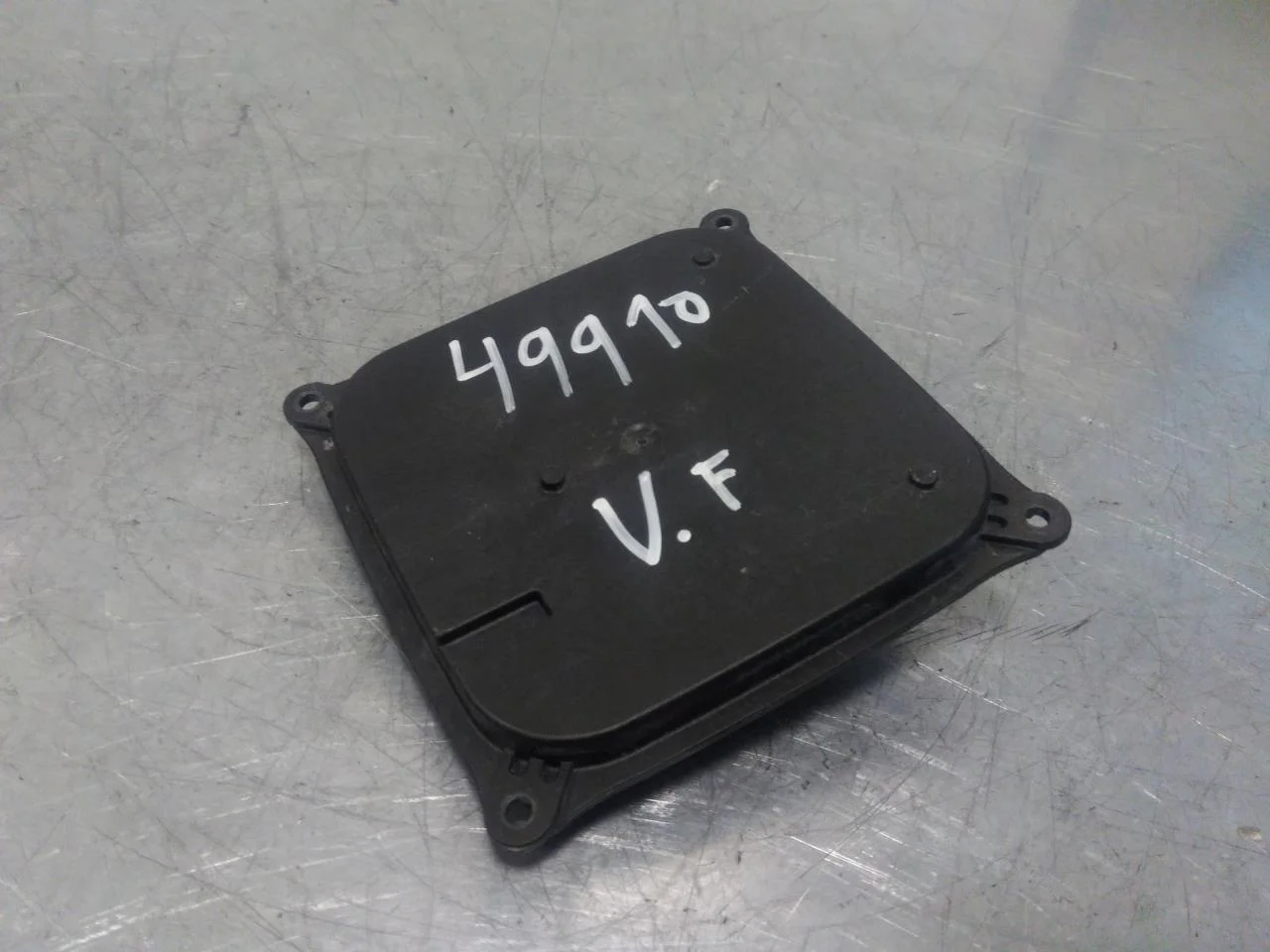 Mercedes B 180-200 W246/W242 2012-19 Control unit, other view 3