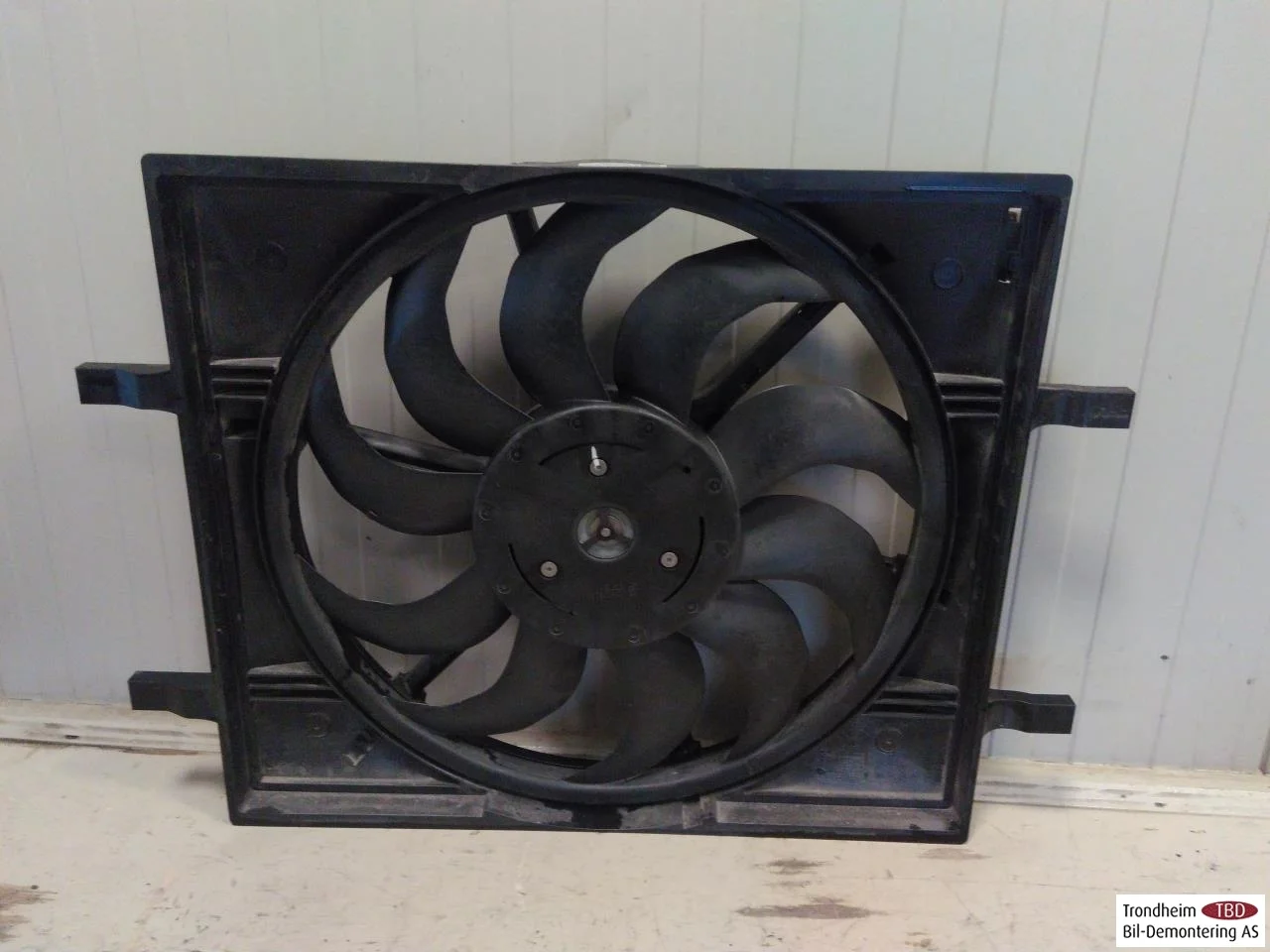 Skoda ENYAQ IV 2021- Hűtőventilátor, elektromos nézet 2