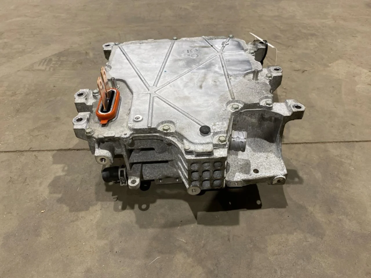 Nissan LEAF 2017-24 Inverter, 12-220V
