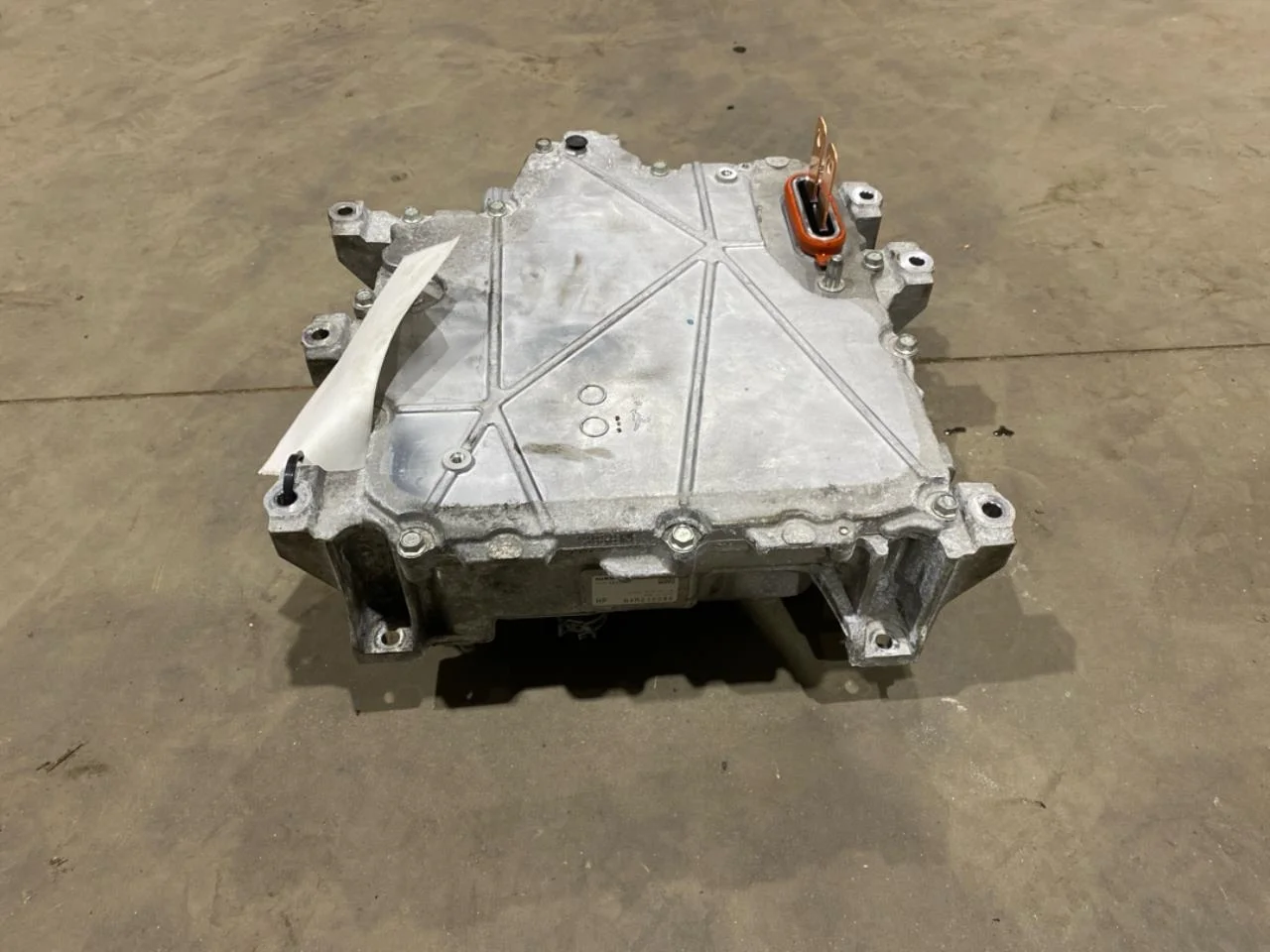 Nissan LEAF 2017-24 Inverter, 12-220V nézet 3