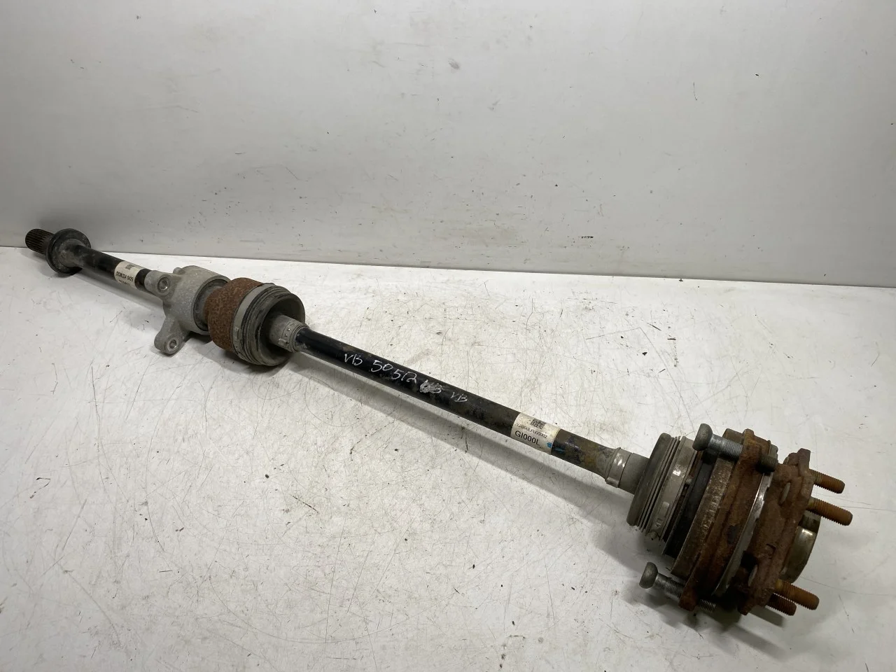 Hyundai IONIQ 5 NE 2022- Rear left driveshaft view 2