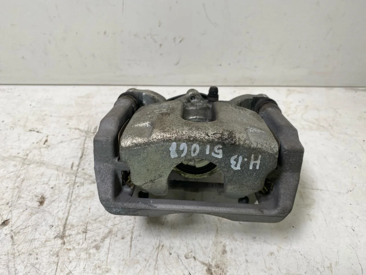 Honda E:NY1 2023- Féknyereg, hátsó, jobb nézet 2
