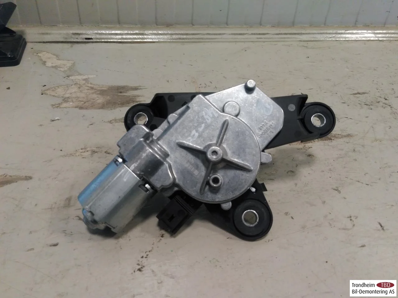 Peugeot 208/E-208 2020-> Ablaktörlő motor, csomagtérajtó vedere 2