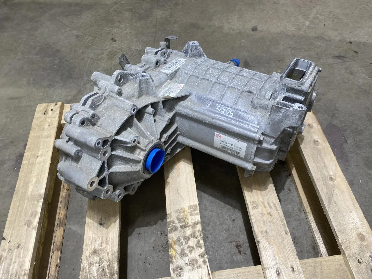 Byd ETP3 T3 2022- Elektromos motor, első nézet 3