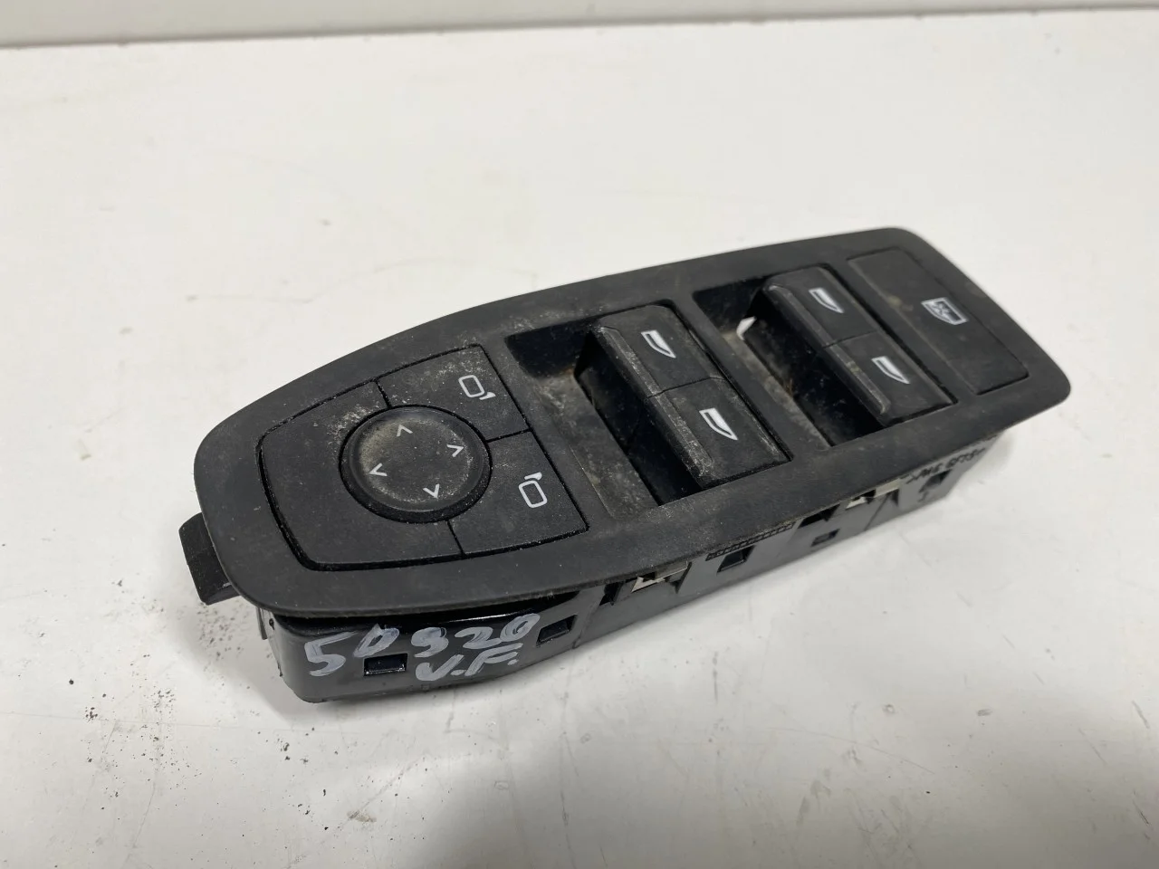 BMW X1/IX1 U11 2023- Ablakemelő kapcsoló nézet 2