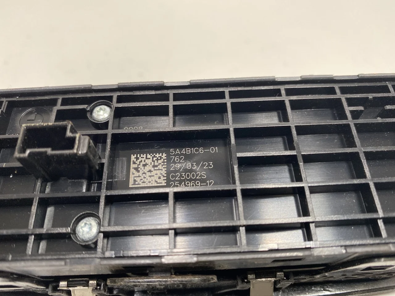 BMW X1/IX1 U11 2023- Ablakemelő kapcsoló nézet 3