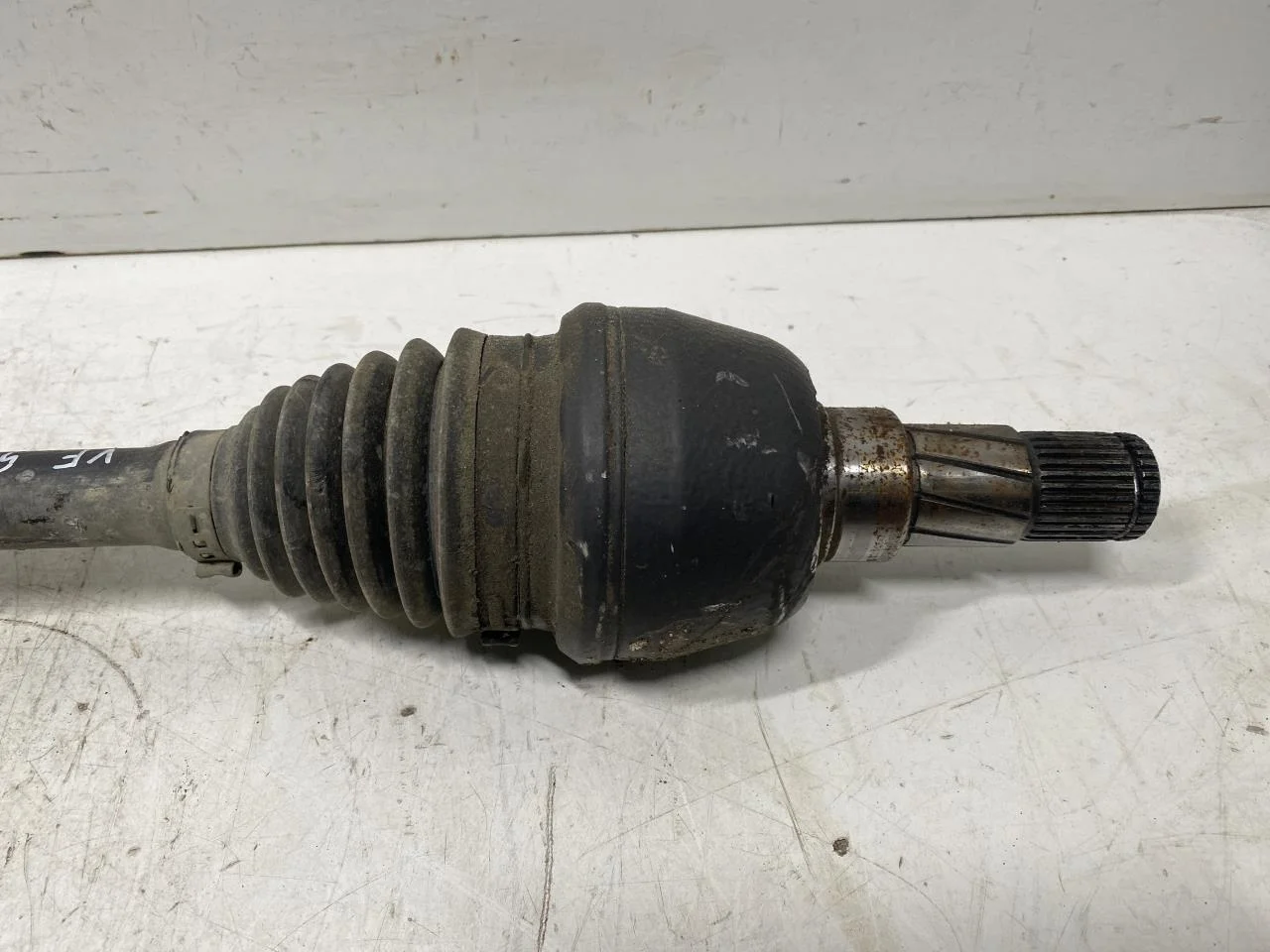 Mercedes B 180-200 W246/W242 2012-19 Féltengely, első, bal nézet 3