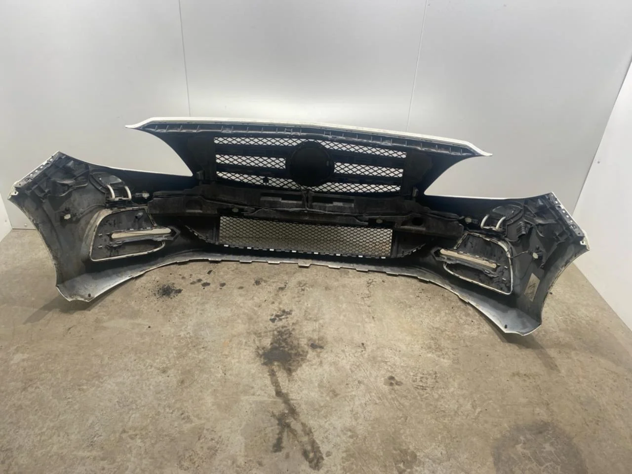 Mercedes B 180-200 W246/W242 2012-19 Front bumper view 4