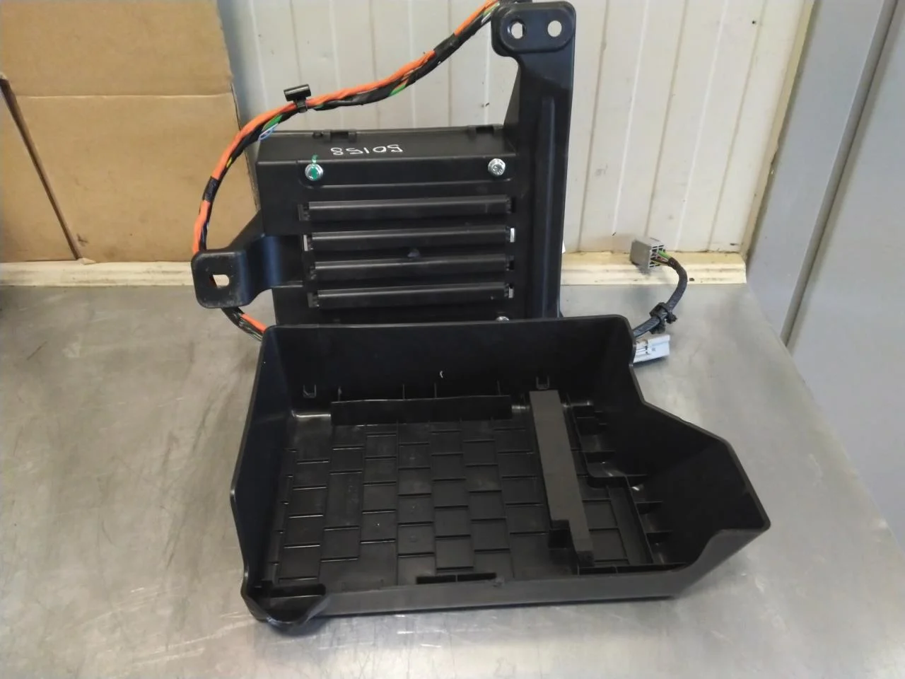 Ford E-TRANSIT 2022- Invertor, 12-220V vedere 2