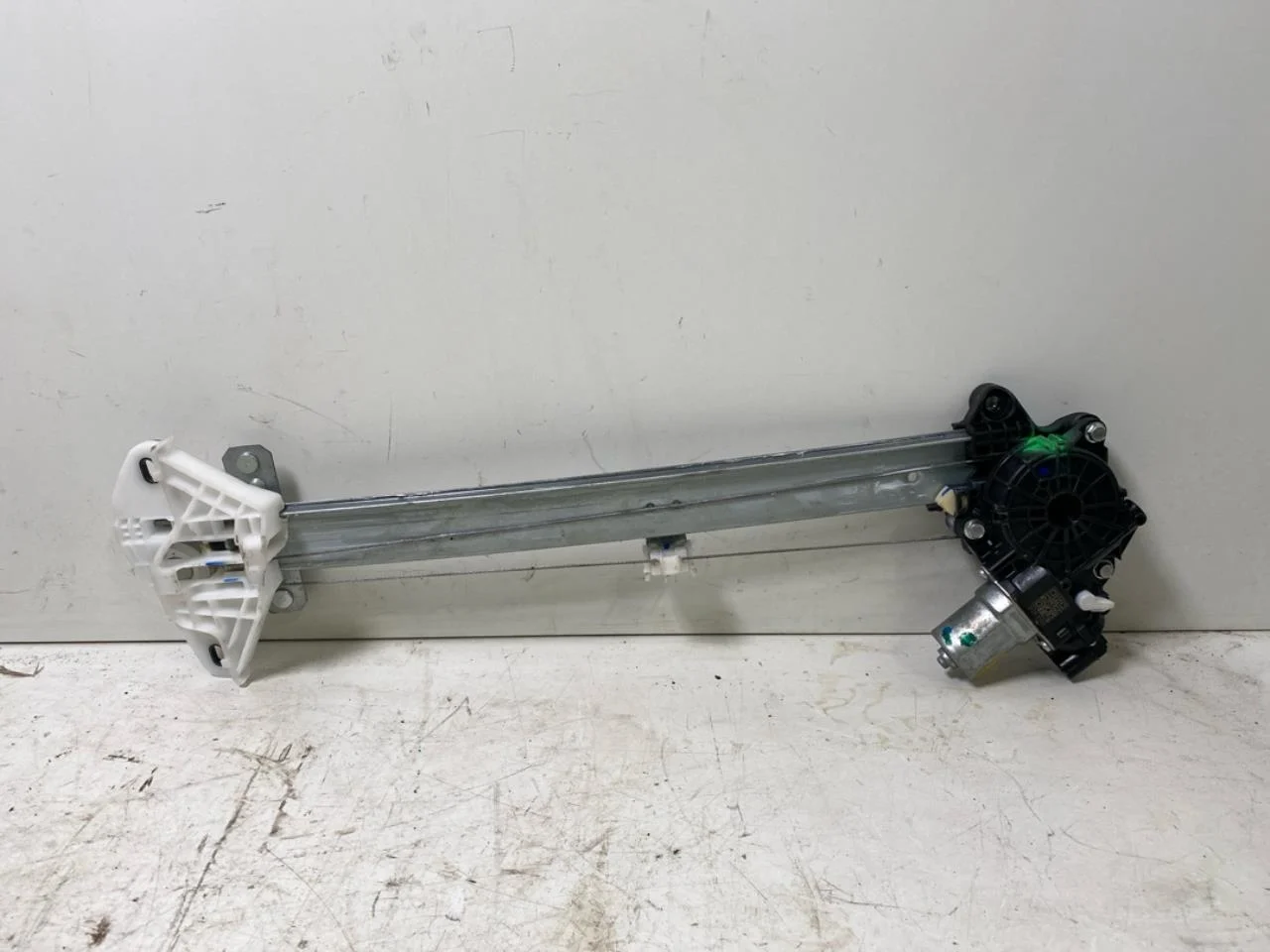 Honda E:NY1 2023- Electric window regulator, complete