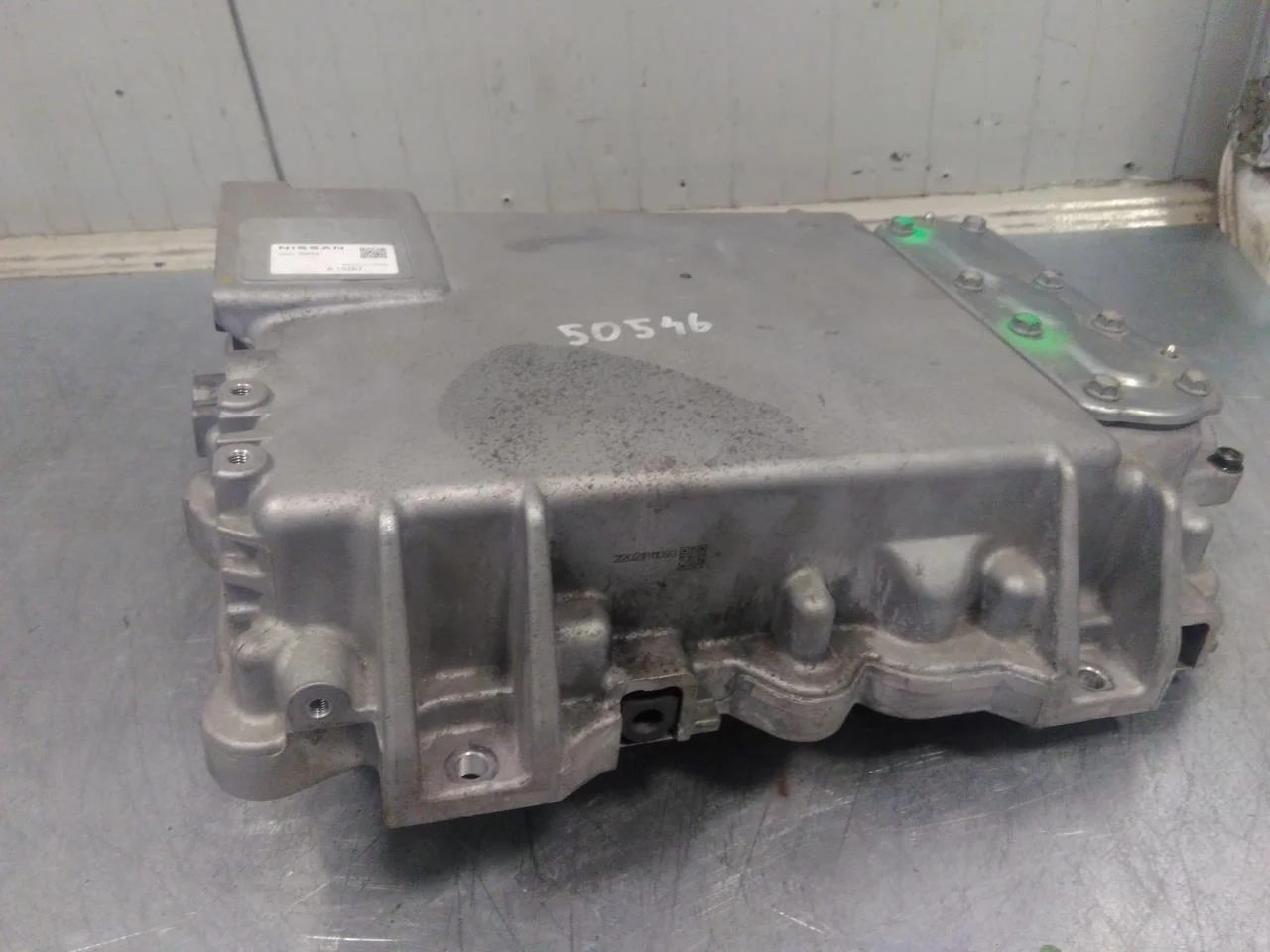 Nissan ARIYA 2021- Inverter, 12-220V