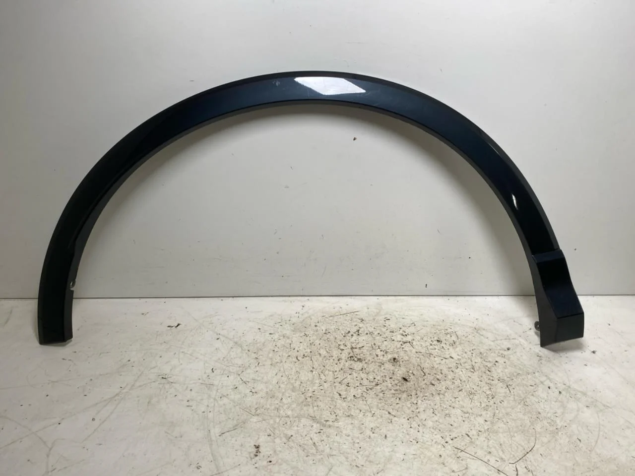 Audi Q4 E-TRON FZ 2021- Wheel arch trim