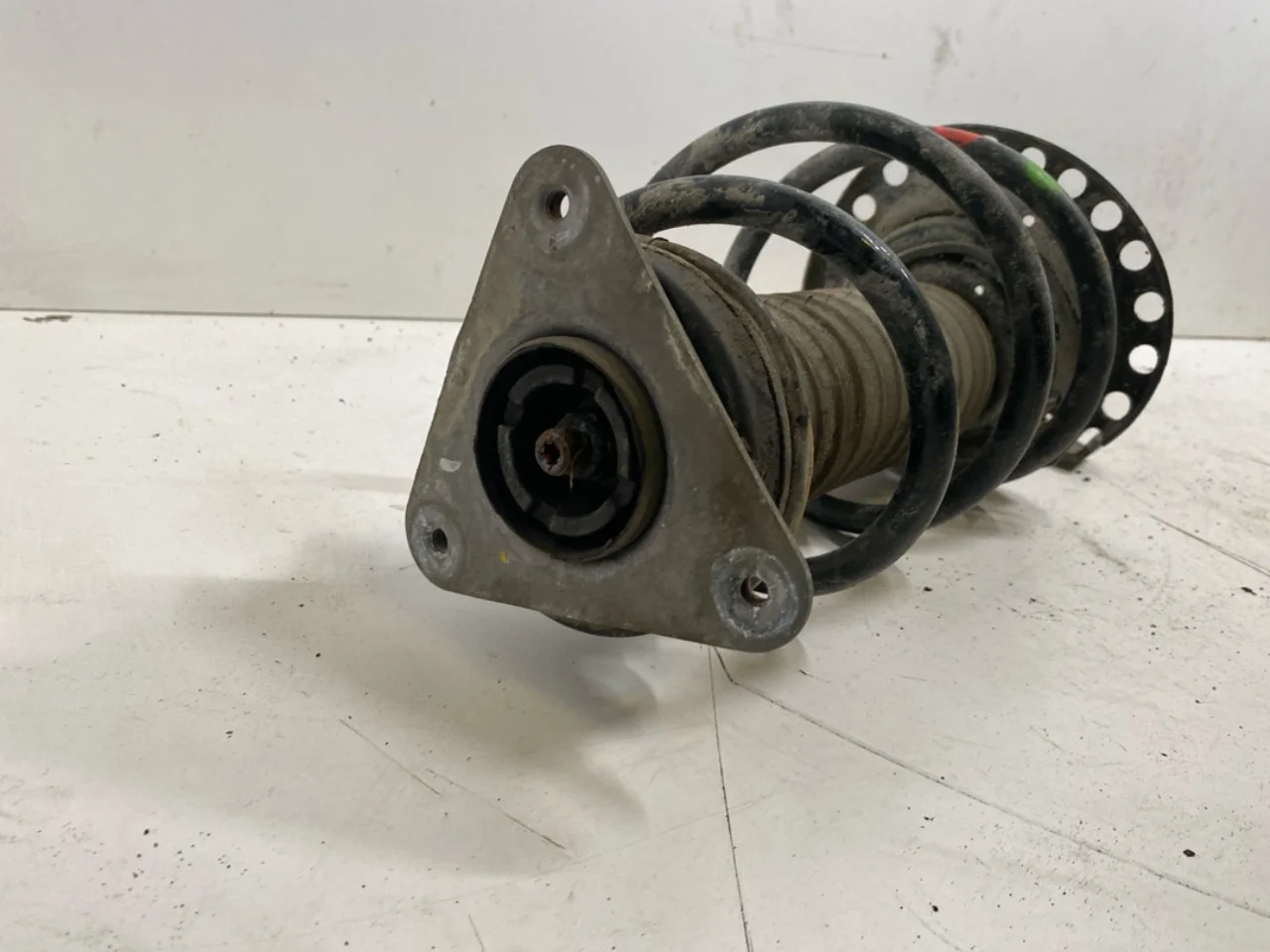 Renault ZOE/E- TECH 2013--> Strut assembly, front right view 3