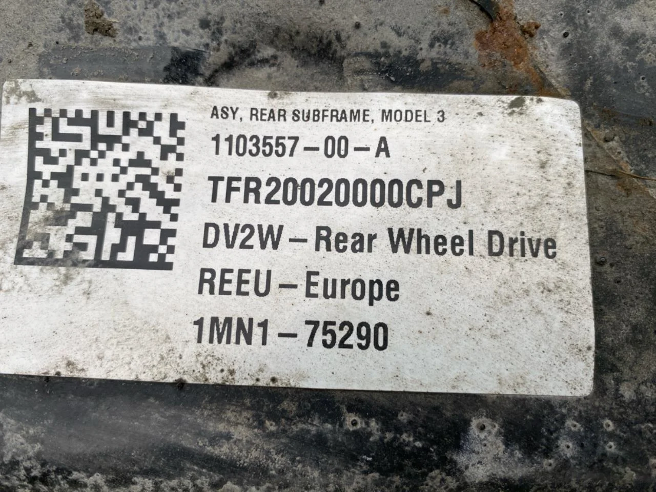 Tesla MODEL 3 2017--> Hátsó híd kereszttartó / segédkeret nézet 3
