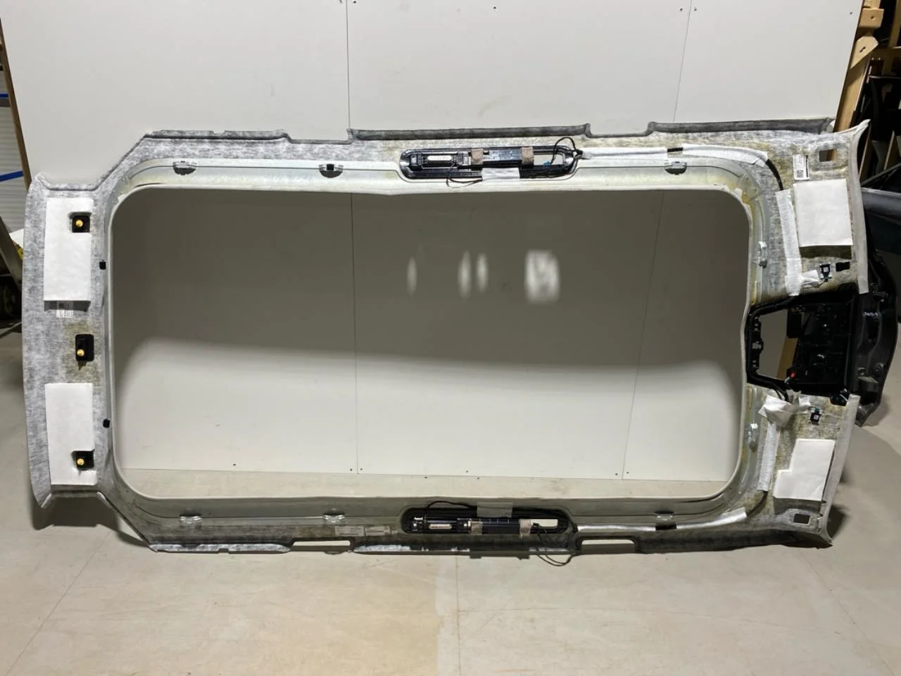 Fisker OCEAN Tetőkárpit (tetőhuzat) nézet 4