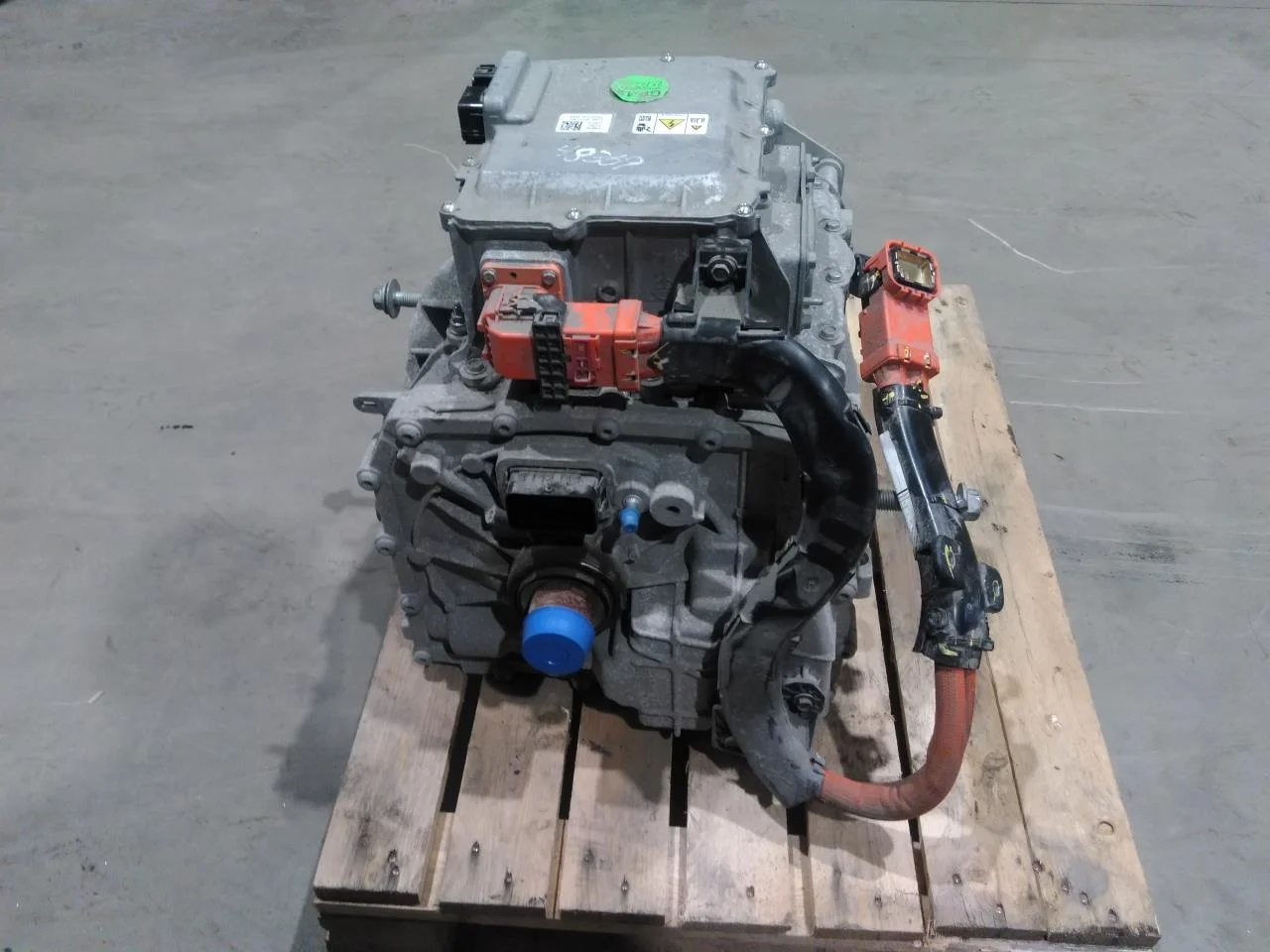Ford MUSTANG MACH-E 2021- Elektromos motor, hátsó vedere 2