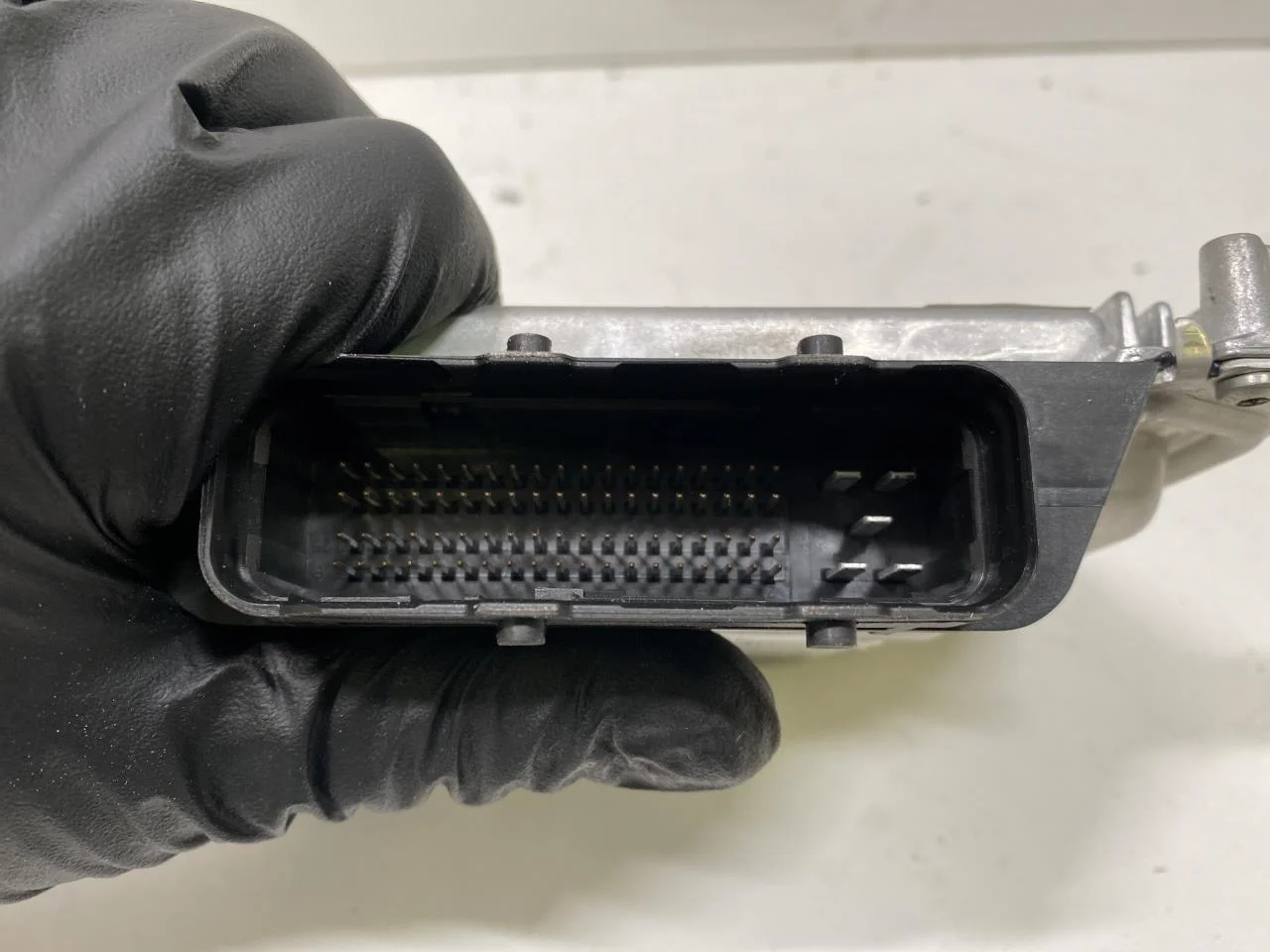 Mg ZS EV 2020- Injection control unit, petrol view 4