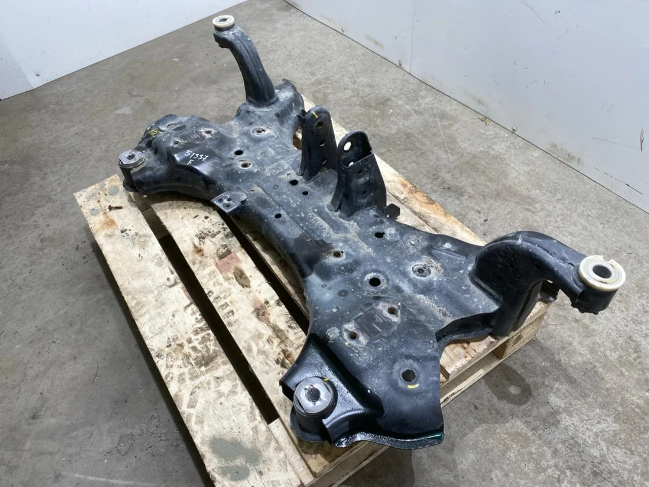 Hyundai KONA / ELECTRIC 2018-23 Front subframe view 2