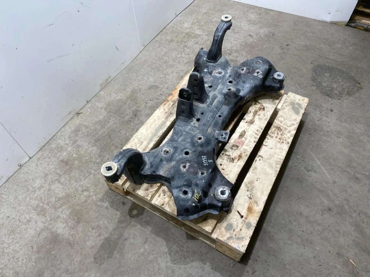 Hyundai KONA / ELECTRIC 2018-23 Front subframe view 3