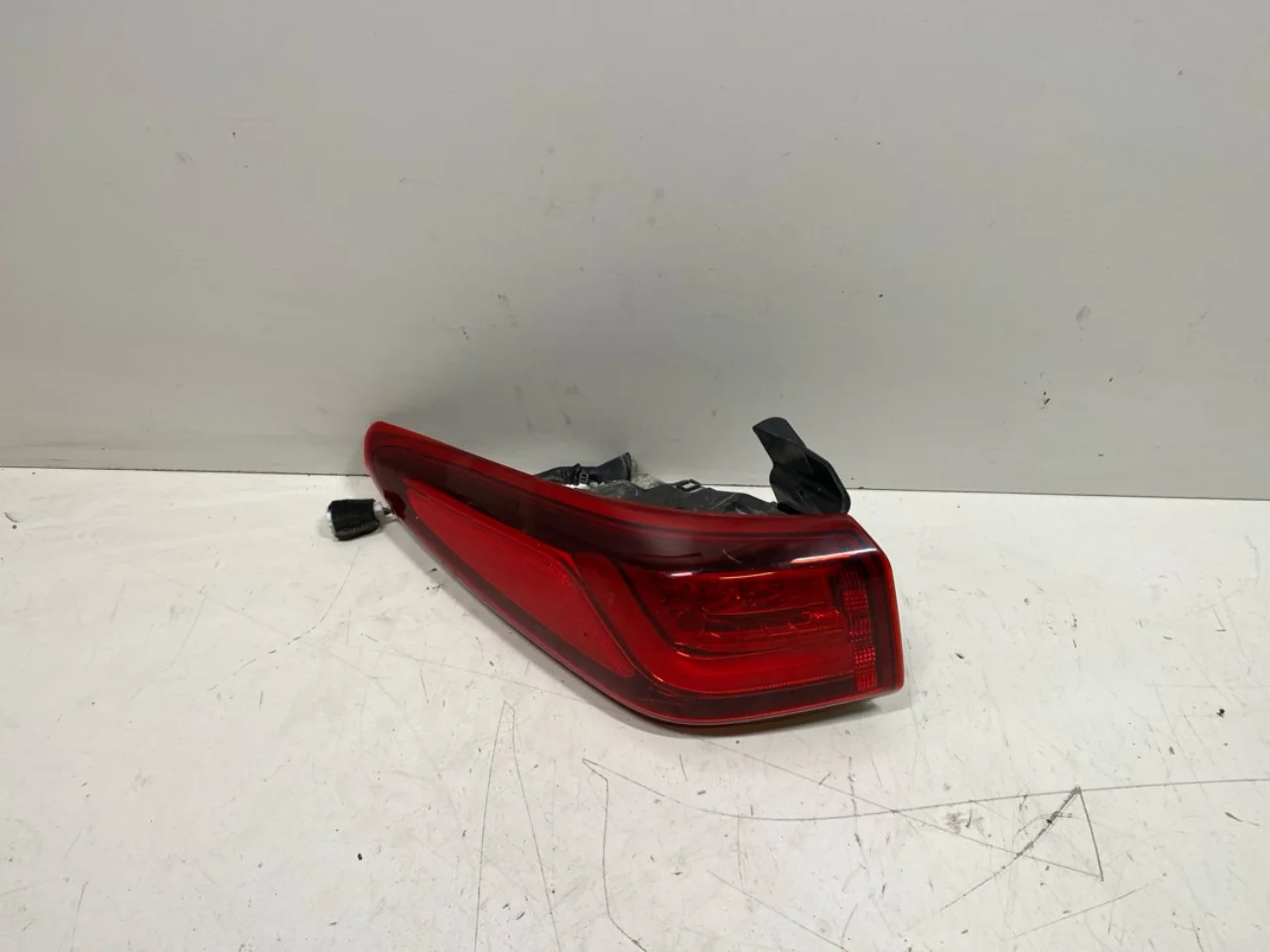 Hyundai KONA / ELECTRIC 2018-23 Hátsó lámpa, bal