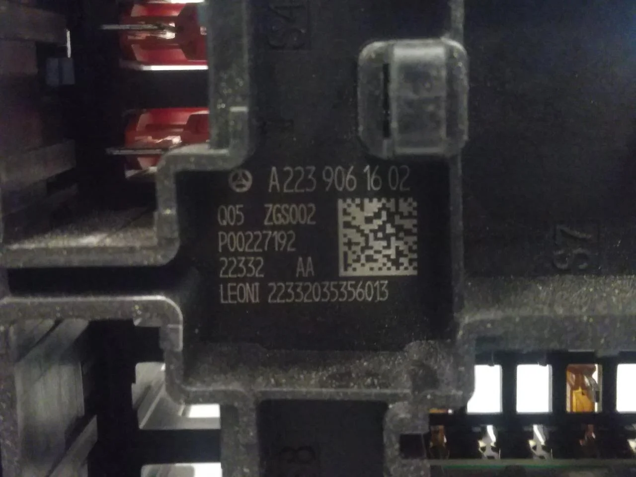 Mercedes EQS SUV X296 2022- Biztosítékdoboz / elektromos központ nézet 3