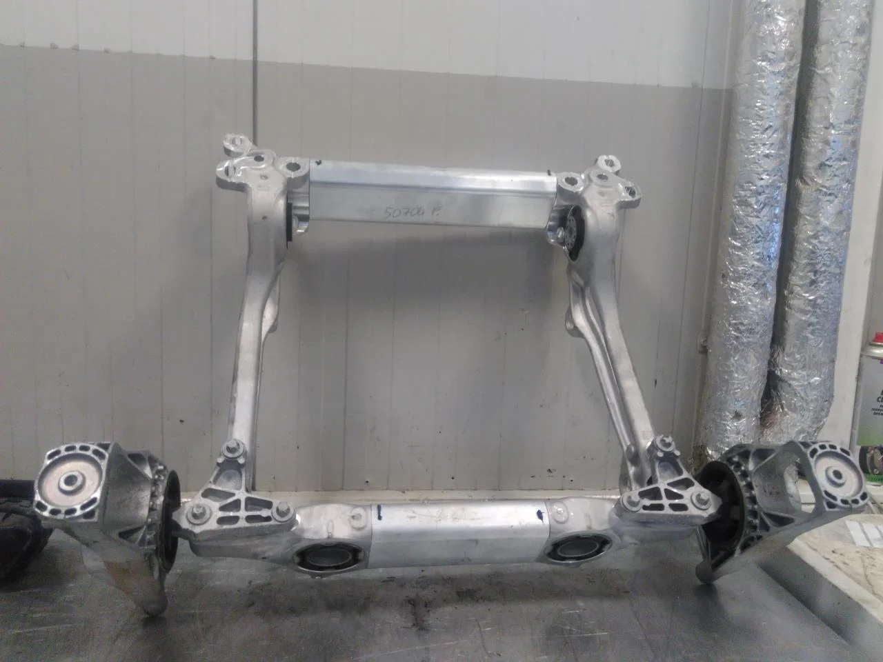 Mercedes EQS SUV X296 2022- Suport motor, oțel / aluminiu vedere 2
