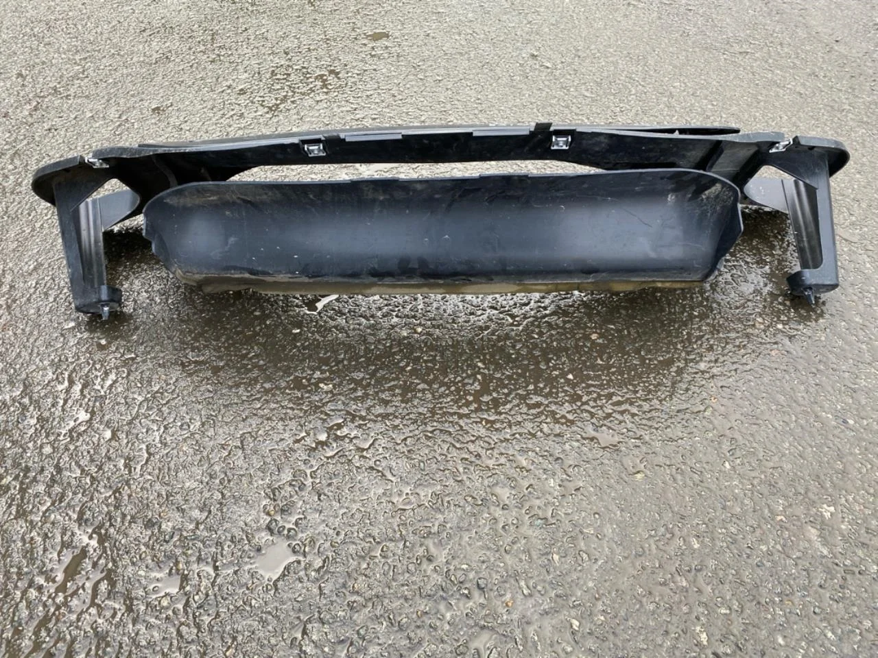 Ford E-TRANSIT 2022- Front panel, lower