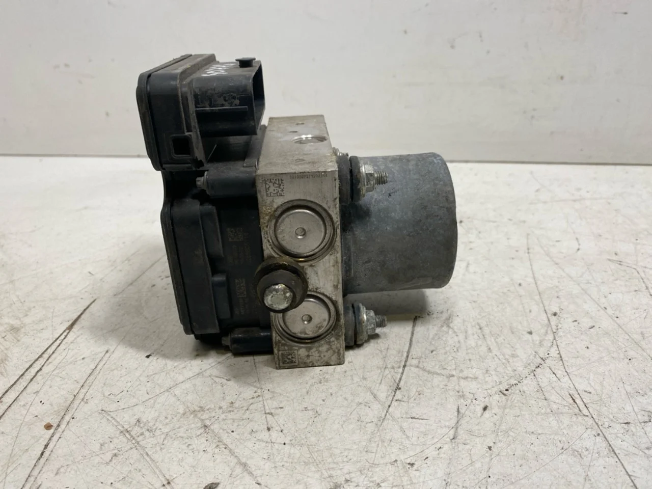 Maxus EV80 2019-> ABS hydraulic unit view 4